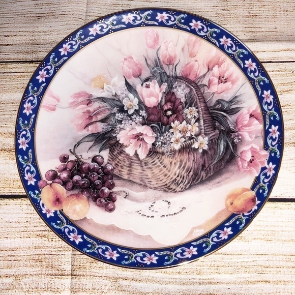 Vintage The Bradford Exchange Parrot Tulips Collectors Plate From 1992 - Picture 4 of 4